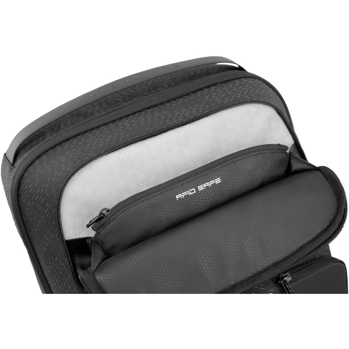 Alienware Horizon utility Backpack AW523P, up to 17-inch Laptops