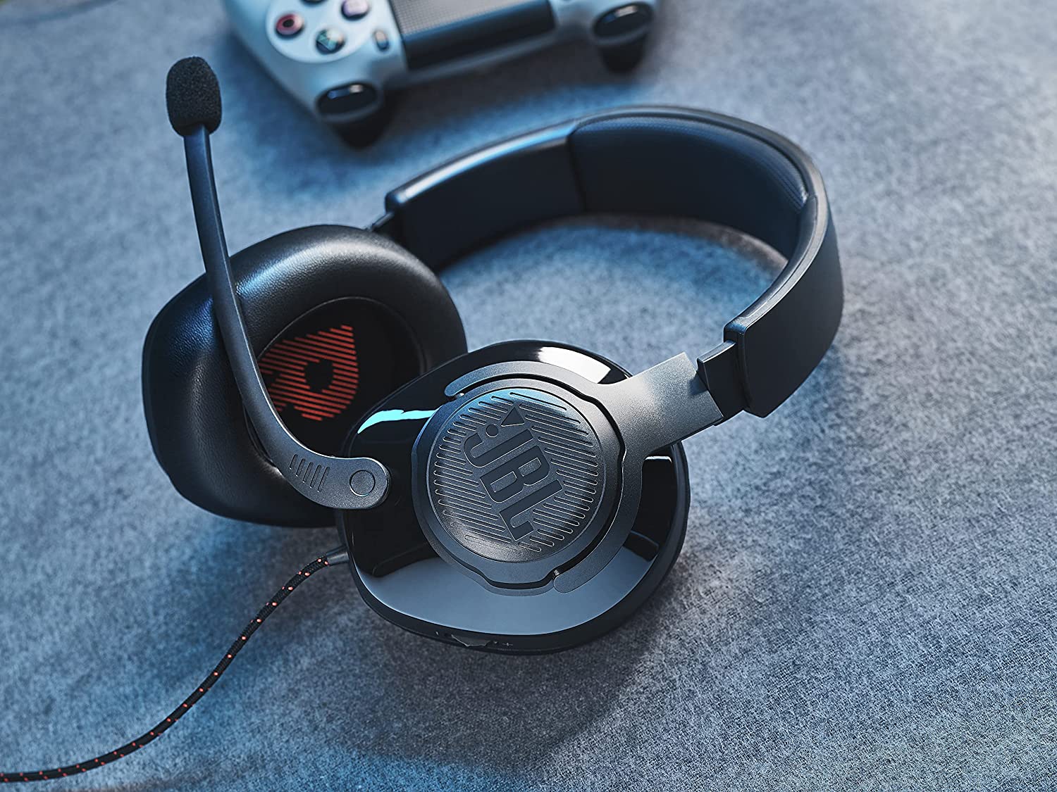 JBL Quantum 200 – Wired Over-Ear Gaming Headphones – Black, Large