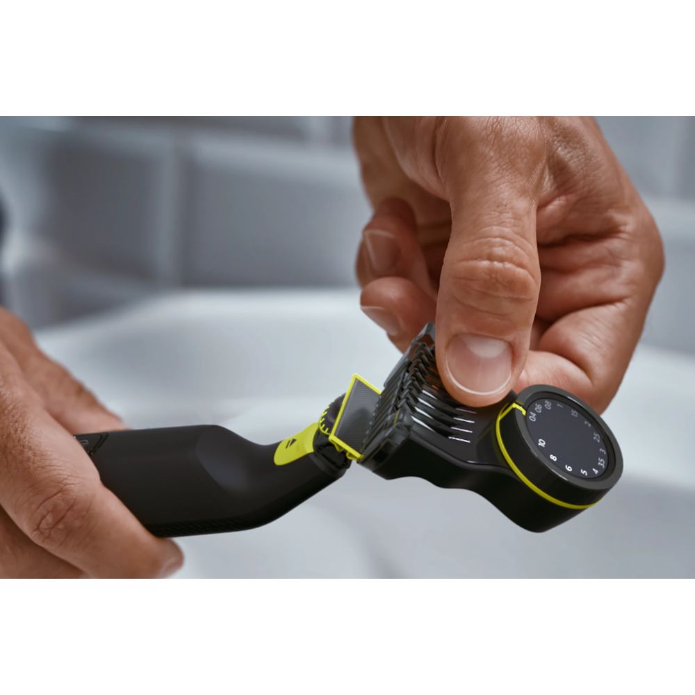 Philips Norelco OneBlade Pro 360 Face QP6531/70