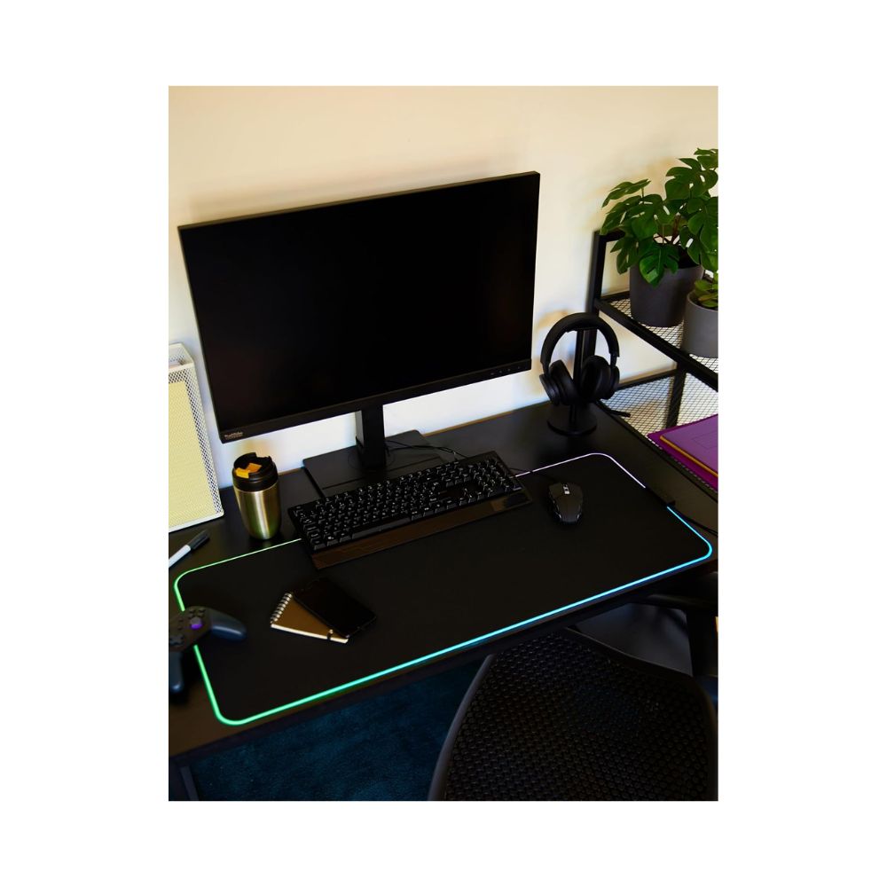 Razer Strider Chroma Gaming Mouse Mat