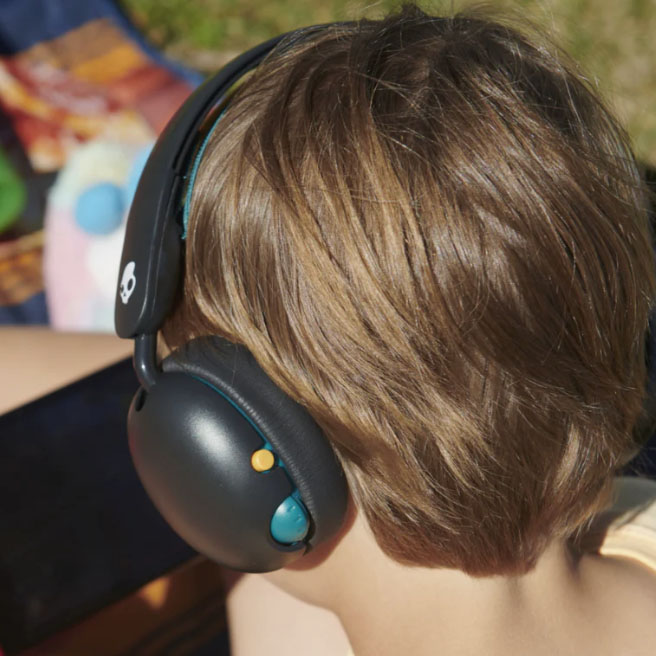Skullcandy Grom Over-Ear Wireless Headphones
