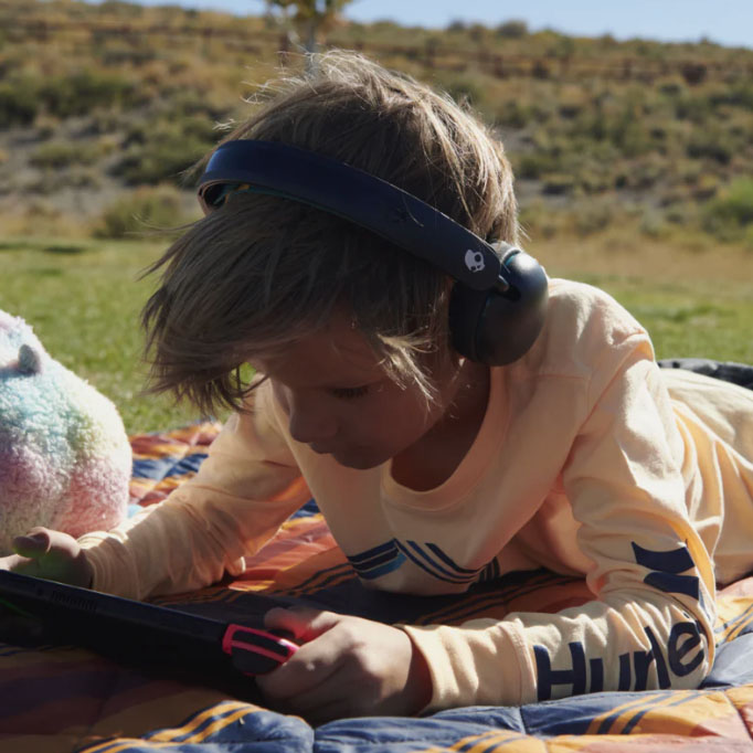 Skullcandy Grom Over-Ear Wireless Headphones