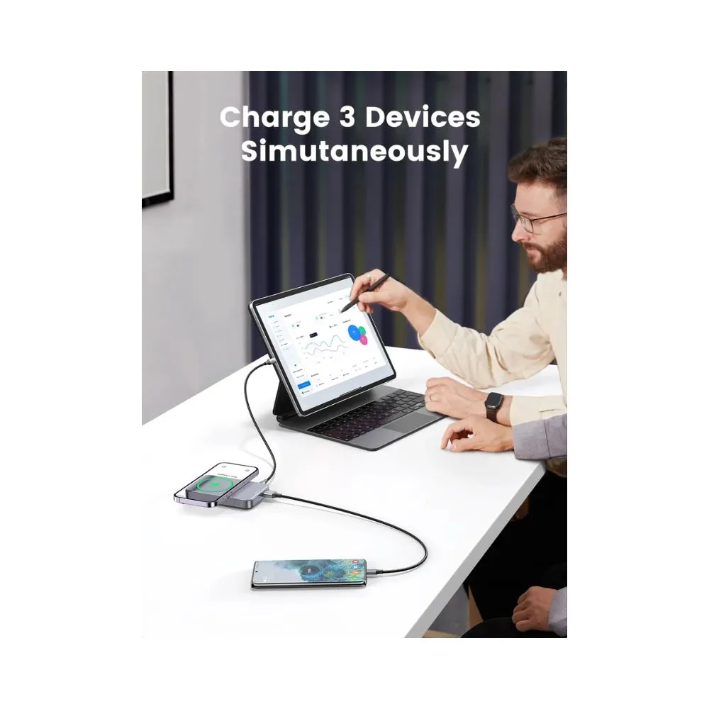 UGREEN Foldable Kickstand Magnetic Battery 10000mAh