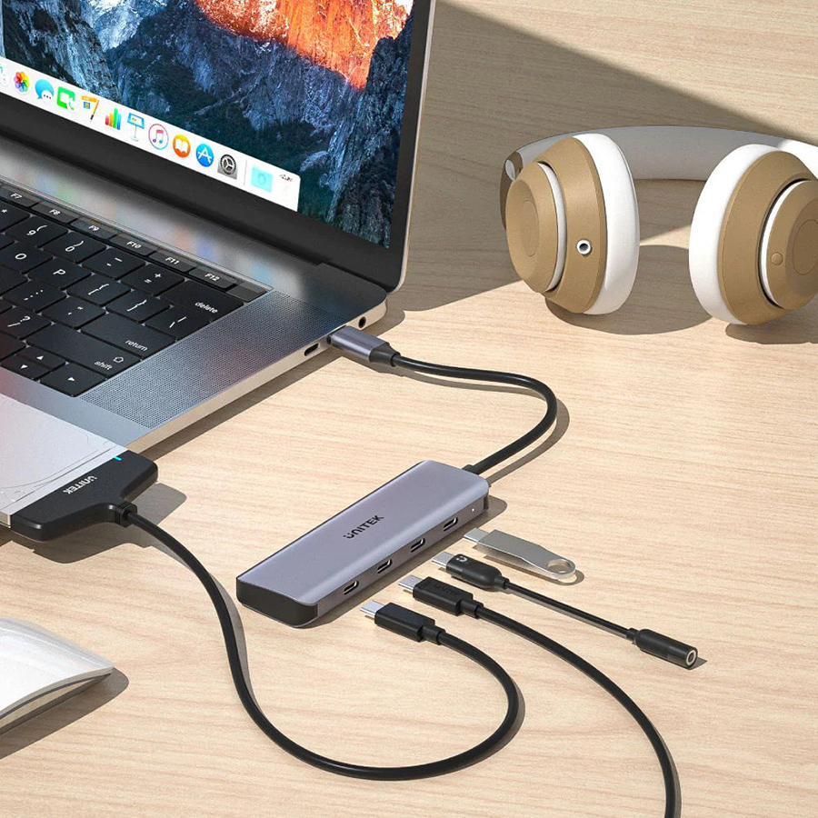 Unitek uHUB Q4 Next 4 Ports USB-C Hub